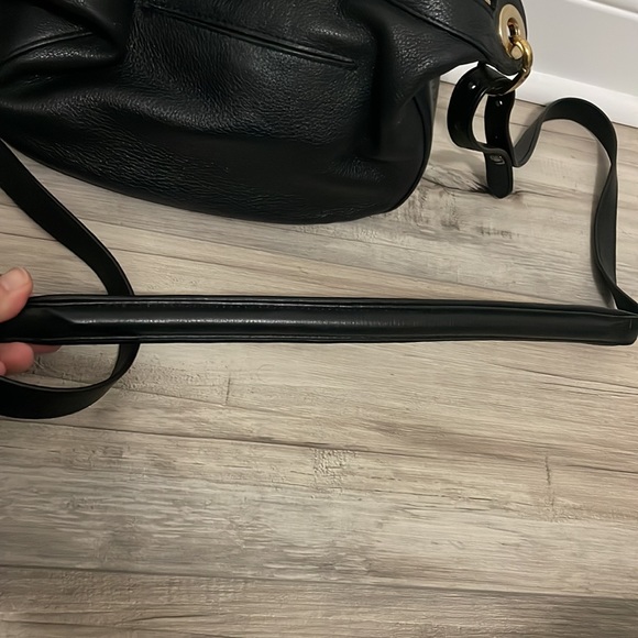 Michael Kors Black Crossbody in EUC - Picture 8 of 16